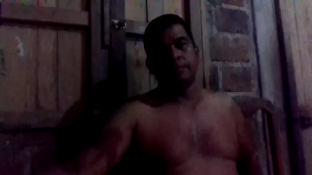 Snapshot of axomen chatting on 9, 2, 2026 axomen online show from 9, 2, 2026