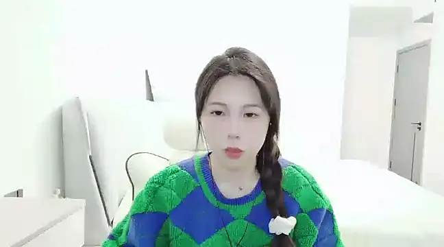 Sunset glow online show from 10, 1, 2025