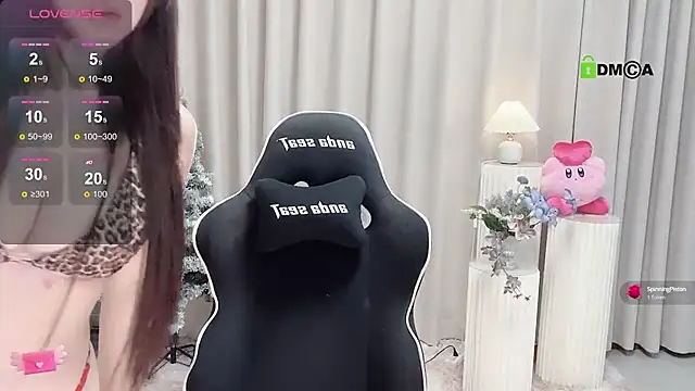 Snapshot of Happy_Kitty chatting on 20, 12, 2024 Happy Kitty online show from 20, 12, 2024