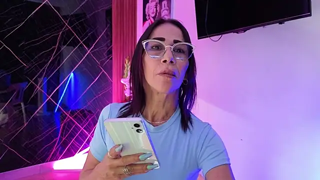 crisstal miler online show from 3, 4, 2026