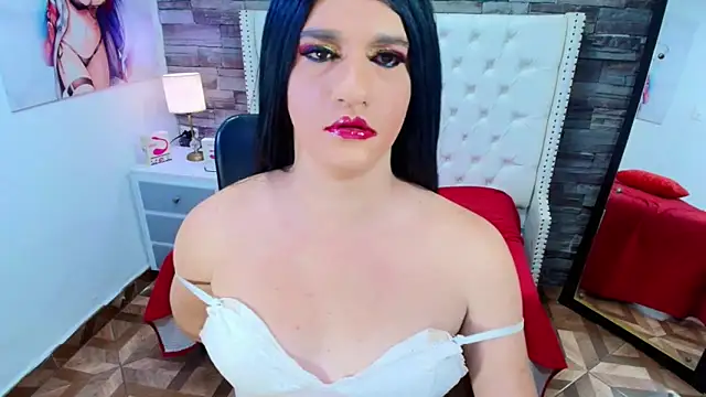 TRINY TS online show from 8, 4, 2026