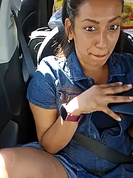 Snapshot of Nikkierosee chatting on 30, 12, 2024 Nikkierosee online show from 30, 12, 2024