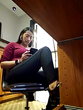 Snapshot of Nikkierosee chatting on 27, 2, 2025 Nikkierosee online show from 27, 2, 2025