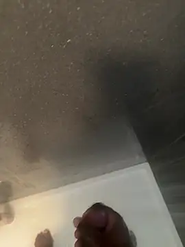 chocolatelongstrokes online show from 15, 4, 2026