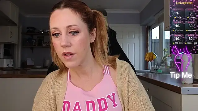 stripmequick online show from 24, 2, 2025