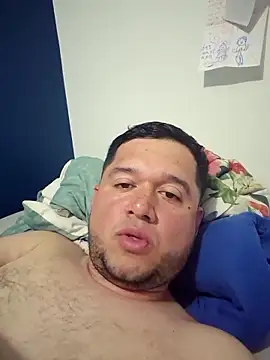 Snapshot of DiegoDuke chatting on 11, 11, 2025 DiegoDuke online show from 11, 11, 2025