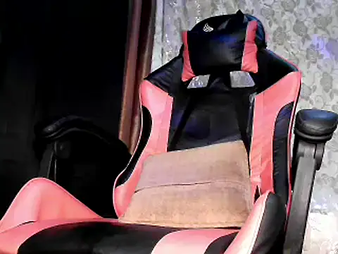 Snapshot of BrendaMore chatting on 22, 12, 2024 BrendaMore online show from 22, 12, 2024