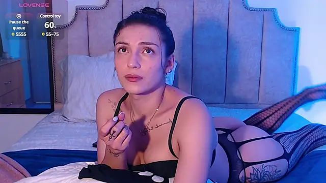 Snapshot of EricaVanderhill chatting on 13, 3, 2025 EricaVanderhill online show from 13, 3, 2025