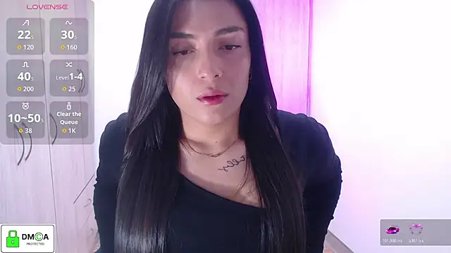 Snapshot of EricaVanderhill chatting on 18, 11, 2025 EricaVanderhill online show from 18, 11, 2025