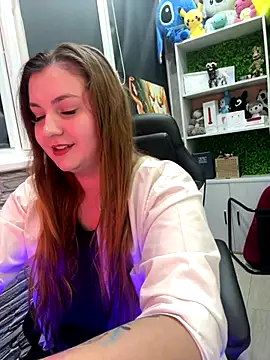 Snapshot of CandyShoopp chatting on 2, 12, 2024 CandyShoopp online show from 2, 12, 2024