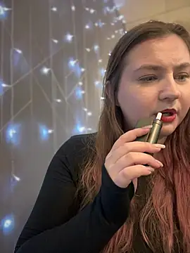 Snapshot of CandyShoopp chatting on 28, 12, 2024 CandyShoopp online show from 28, 12, 2024