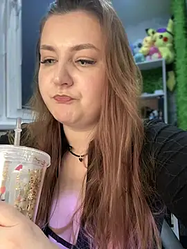 Snapshot of CandyShoopp chatting on 27, 1, 2025 CandyShoopp online show from 27, 1, 2025