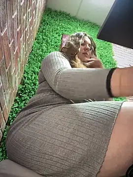 Snapshot of CandyShoopp chatting on 6, 3, 2025 CandyShoopp online show from 6, 3, 2025