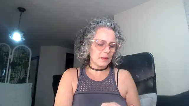 Pinkboobie online show from 7, 2, 2025