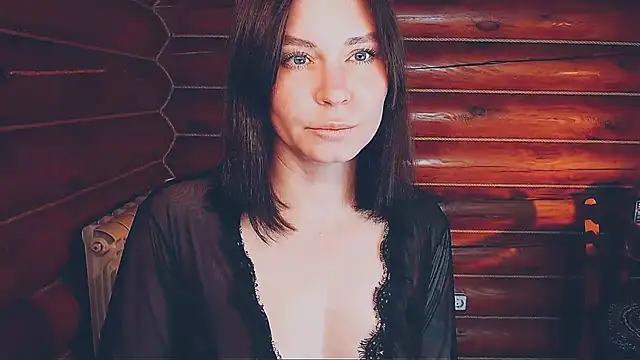 Snapshot of Platina_Fox chatting on 18, 12, 2025 Platina Fox online show from 18, 12, 2025