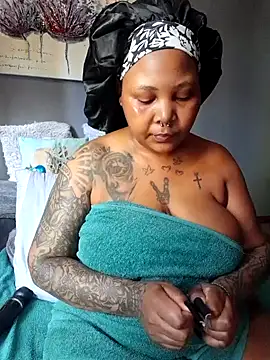 PearlSexxy69 online show from 4, 3, 2025