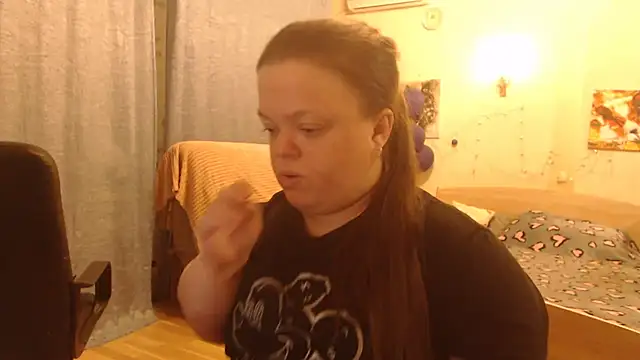 Janiffer MiMi online show from 12, 1, 2025