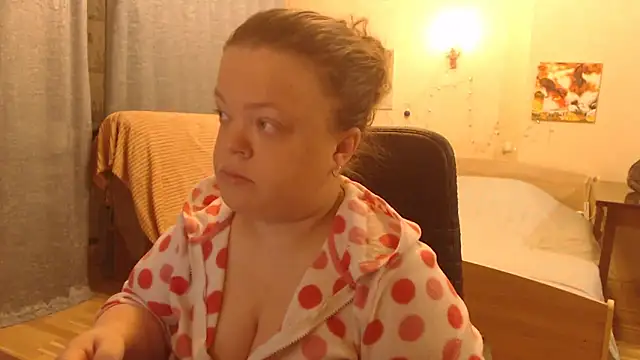 Janiffer MiMi online show from 18, 1, 2025