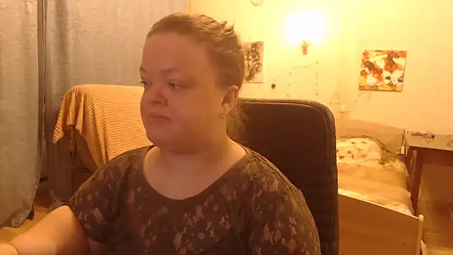 Janiffer MiMi online show from 31, 1, 2025