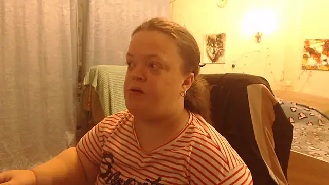 Janiffer MiMi online show from 14, 2, 2025