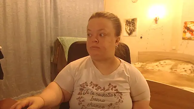 Janiffer MiMi online show from 19, 2, 2025