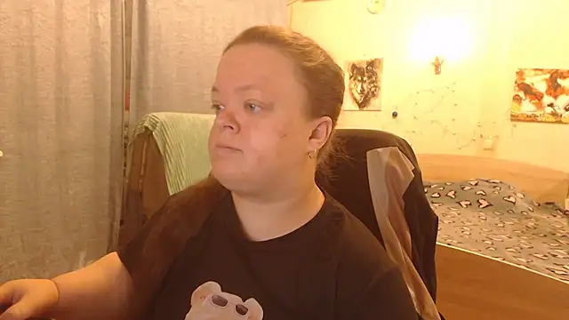 Janiffer MiMi online show from 25, 2, 2025