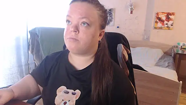 Janiffer MiMi online show from 13, 3, 2025