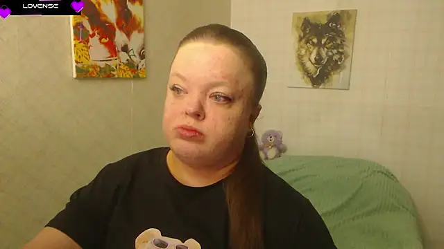 Janiffer MiMi online show from 4, 10, 2025