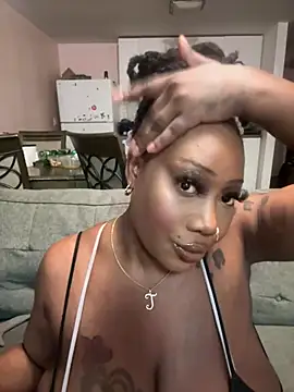Snapshot of Cherishcherrysha chatting on 4, 1, 2025 Cherishcherrysha online show from 4, 1, 2025