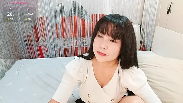 Snapshot of MissValday chatting on 6, 2, 2025 MissValday online show from 6, 2, 2025