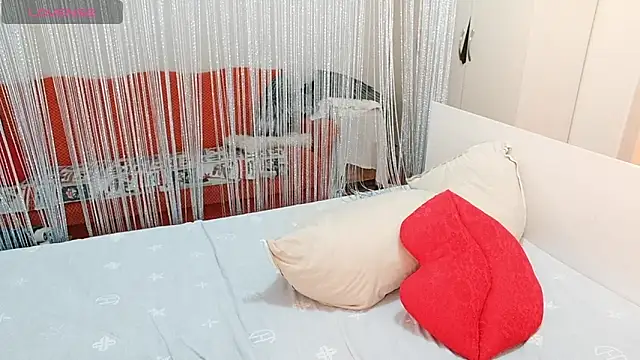 Snapshot of MissValday chatting on 28, 2, 2025 MissValday online show from 28, 2, 2025