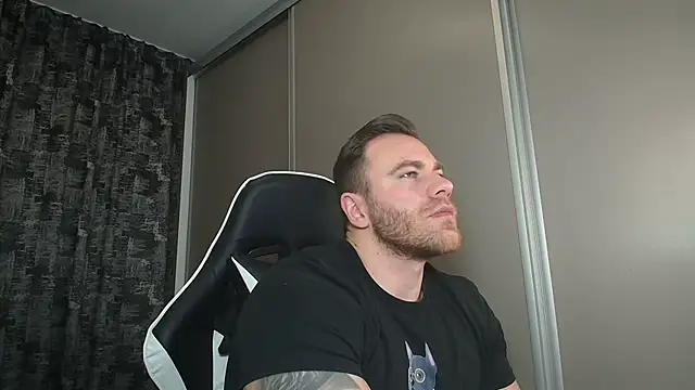 Thori92 online show from 7, 2, 2025