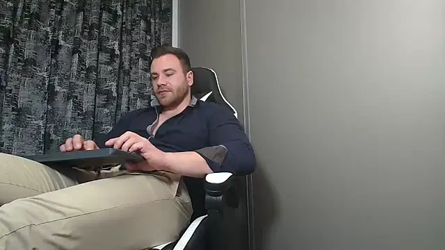 Thori92 online show from 11, 2, 2025