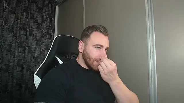 Thori92 online show from 21, 2, 2025