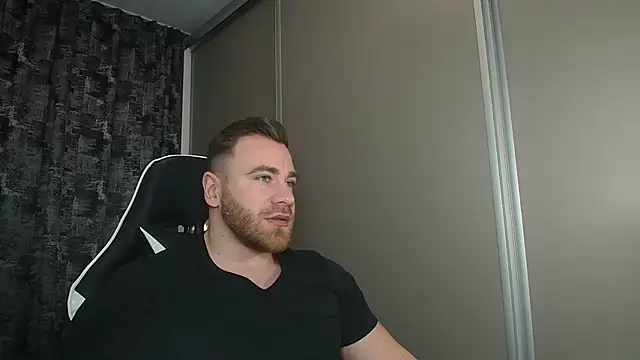 Thori92 online show from 28, 2, 2025