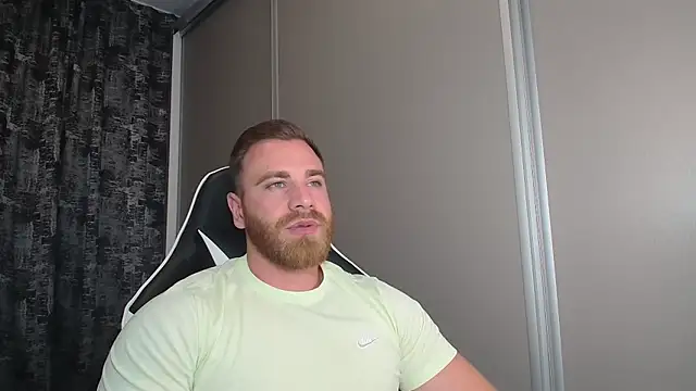 Thori92 online show from 8, 9, 2025