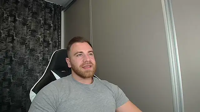 Thori92 online show from 6, 11, 2025