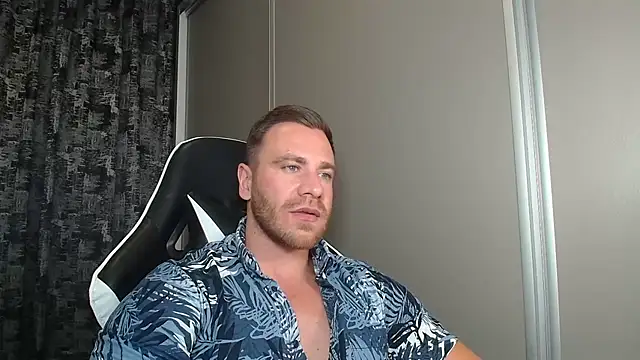 Snapshot of Thori92 chatting on 12, 7, 2026 Thori92 online show from 12, 7, 2026