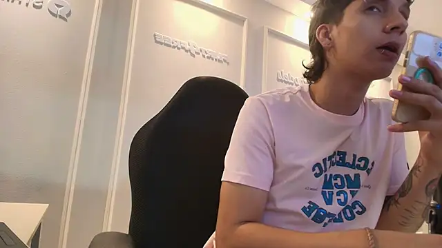 Snapshot of JacoboSwam chatting on 19, 6, 2026 JacoboSwam online show from 19, 6, 2026