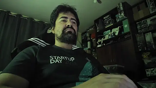 VonDoomdelToro online show from 13, 6, 2026
