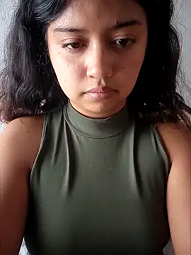 Peach Girll online show from 8, 3, 2025