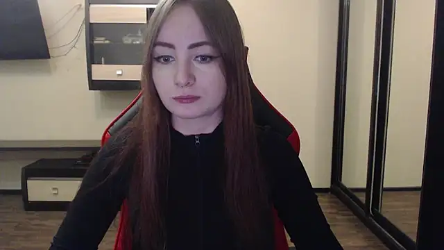 Snapshot of Laralianna chatting on 6, 1, 2025 Laralianna online show from 6, 1, 2025