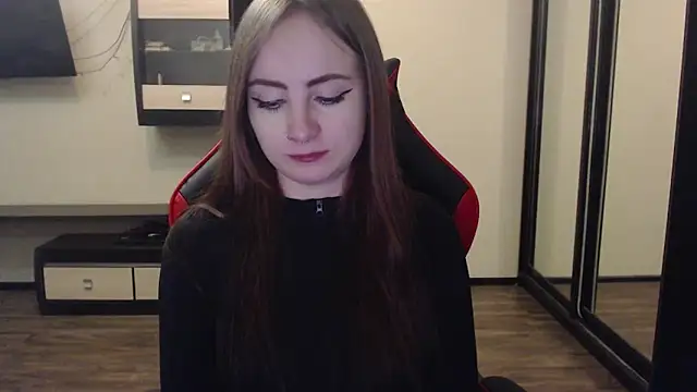 Snapshot of Laralianna chatting on 7, 1, 2025 Laralianna online show from 7, 1, 2025