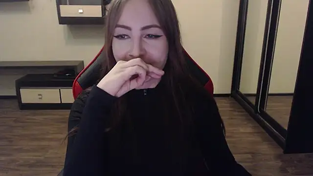 Snapshot of Laralianna chatting on 9, 1, 2025 Laralianna online show from 9, 1, 2025