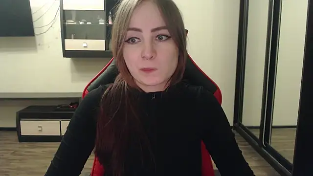 Snapshot of Laralianna chatting on 20, 2, 2025 Laralianna online show from 20, 2, 2025