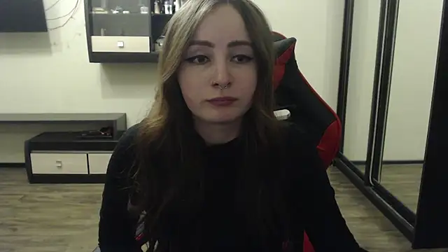 Snapshot of Laralianna chatting on 21, 2, 2025 Laralianna online show from 21, 2, 2025