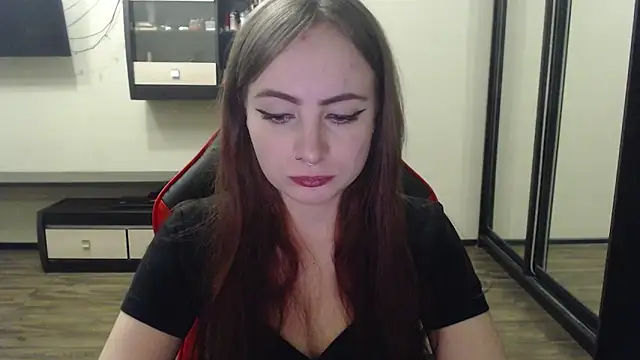 Snapshot of Laralianna chatting on 26, 2, 2025 Laralianna online show from 26, 2, 2025