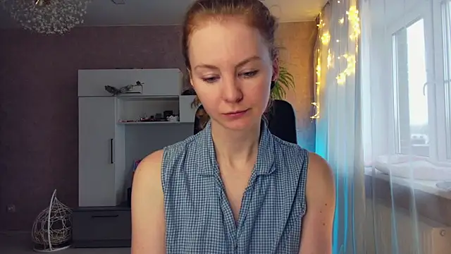 Cuddle Cat online show from 12, 2, 2025