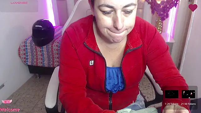 Barbiegomez online show from 13, 12, 2024