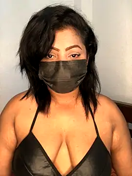 Snapshot of _Cute_ariana_ chatting on 6, 10, 2025 Cute ariana online show from 6, 10, 2025